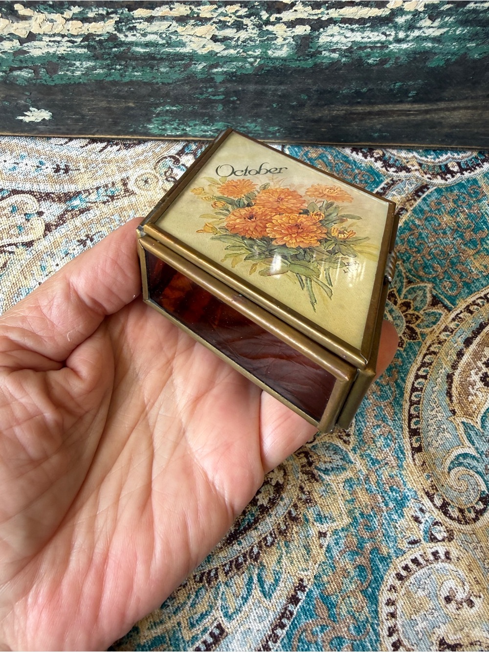 October Marigold Floral Glass Trinket Box Amber Brass Tone Jewelry Box
Vintage